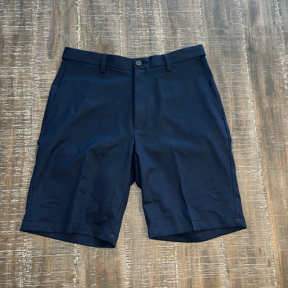Cool 18Pro navy blue golf shorts, size 32